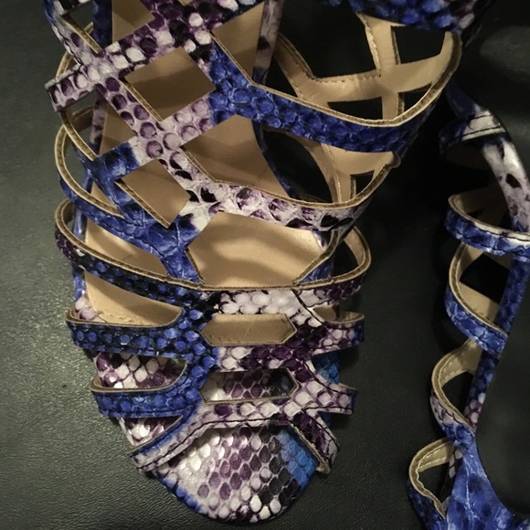 Charlotte Russe Purple and Blue Scale Heels - Picture 6 of 7